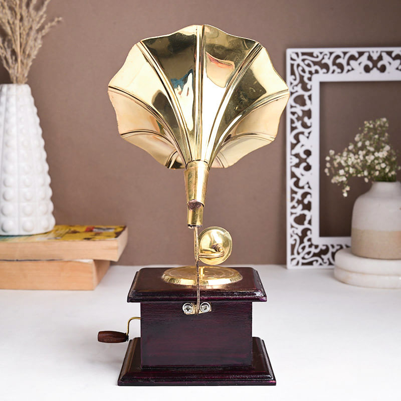 Decorative Antique Gramophone Online Gift