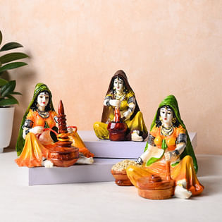 Desi Women Trio Showpiece