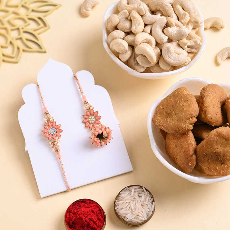Designer Bhaiya Bhabhi Rakhi With Nuts N Snacks