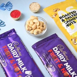 Designer Rakhis With Cashews N Choco Bar
