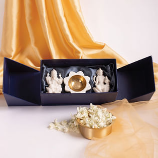 Divine Idols N Diya Diwali Hamper