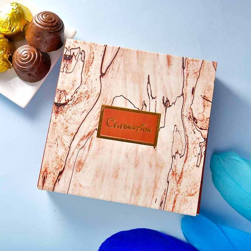 Divine Rakhi With Mixed Choco Box - Rakhi in UAE