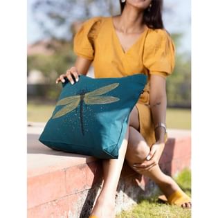 Dragonfly Zipper Tote