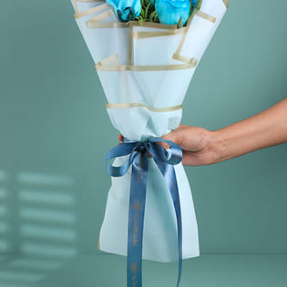 Dreamweaver Charms Of Blue Roses
