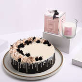 Dripping Choco Vanilla Cake With Scented Candle