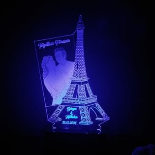 Eiffel Couple LED Showpiece