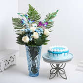 Elegant Floral Arrangement In Glass Vase N Chocolate Cake Combo