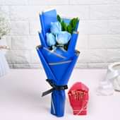 Enchanting Blue Roses With Kitkat
