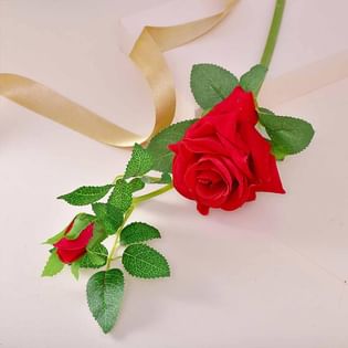 Enchanting Heartful Hamper For Valentines Day