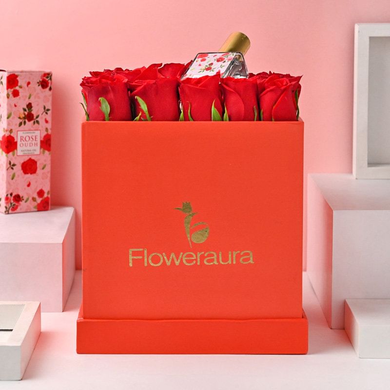 Eternally True Love Box: Buy Flowers Combos