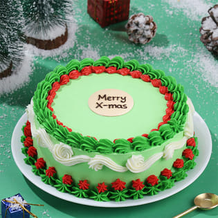 Evergreen Winter Christmas Cake