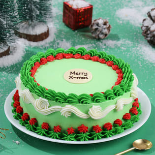 Evergreen Winter Christmas Cake