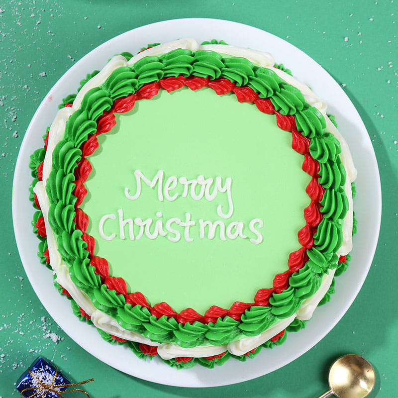 Evergreen Winter Christmas Cake
