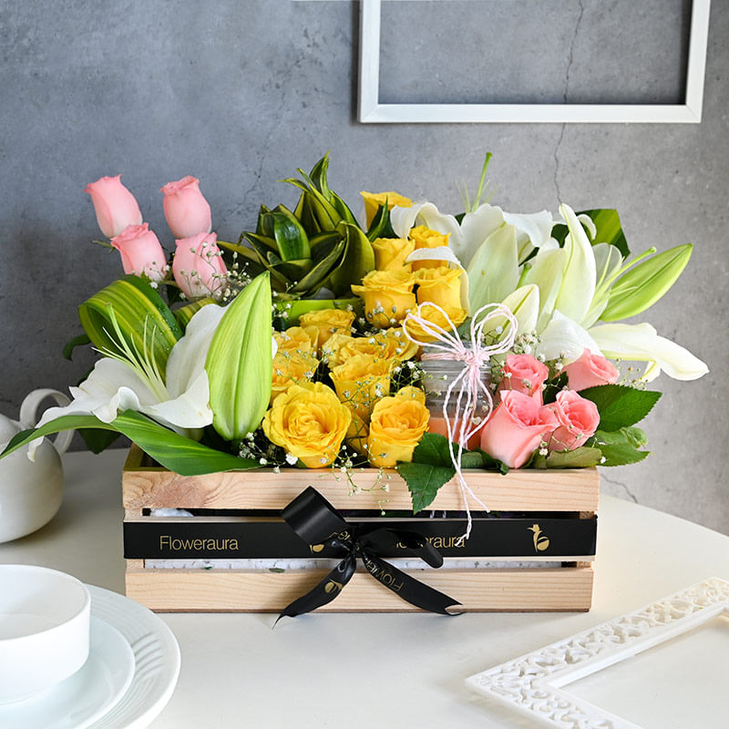 Buy Exotic Floral N Candle Hamper Online