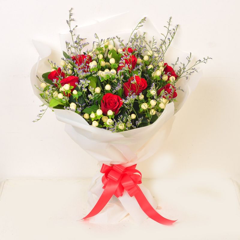 Exotic Love Arrangement of Roses