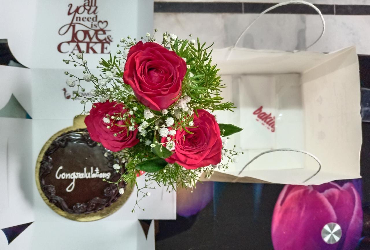 https://imgcdn.floweraura.com/fa/review_image/1626542429.705.jpeg
