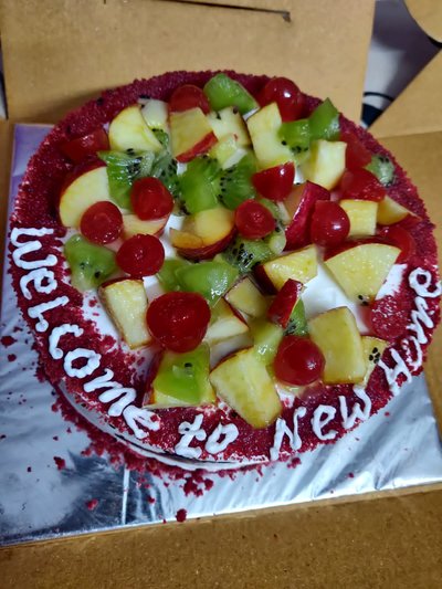 Fruitilicious Red Velvet Cake