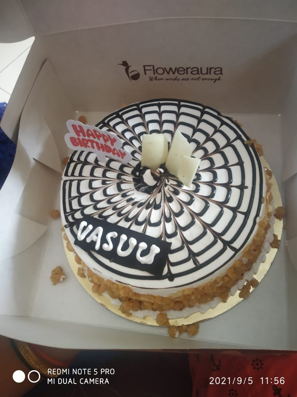 https://imgcdn.floweraura.com/fa/review_image/1630840064.0533.jpeg