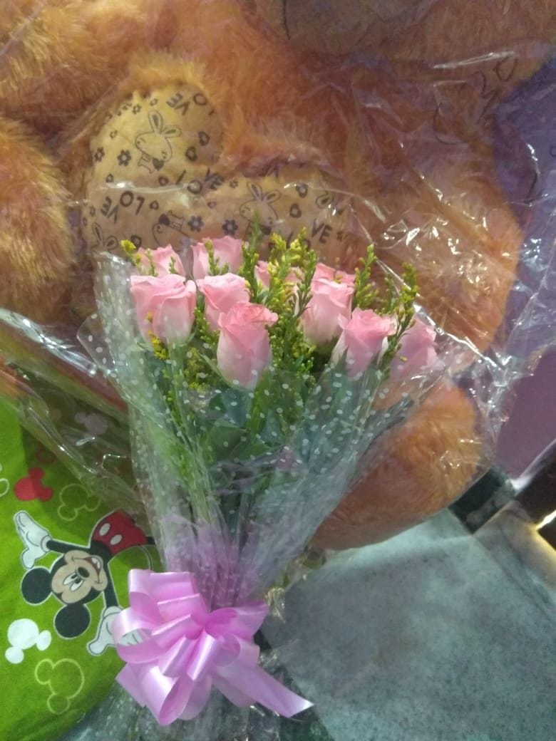 https://imgcdn.floweraura.com/fa/review_image/1634745284.9114.jpeg