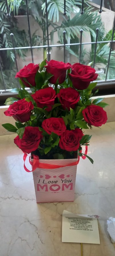 Roses for Mom 