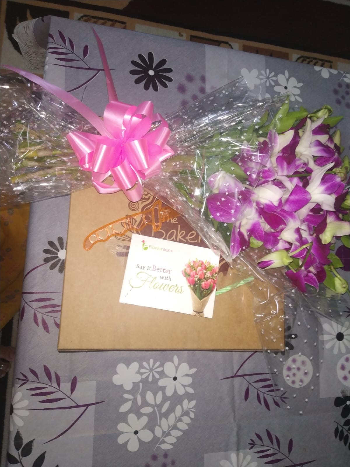 https://imgcdn.floweraura.com/fa/review_image/1640702495.1002.jpeg