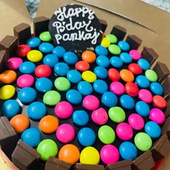 Kitkat Gems Choco Cake