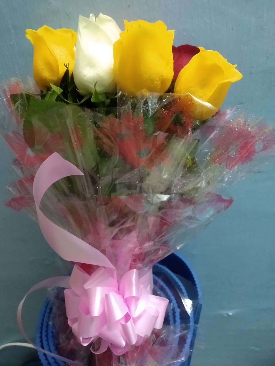 https://imgcdn.floweraura.com/fa/review_image/1642170477.145.jpeg