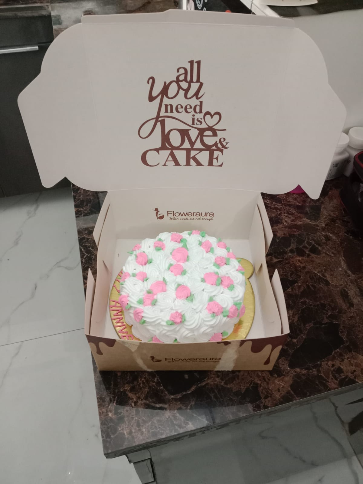 https://imgcdn.floweraura.com/fa/review_image/1643163106.4017.jpeg
