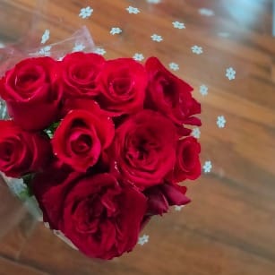 https://imgcdn.floweraura.com/fa/review_image/1644759757.1452.jpeg