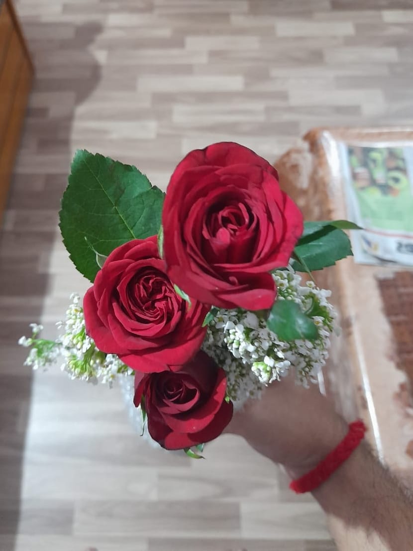 https://imgcdn.floweraura.com/fa/review_image/1647528692.6652.jpeg