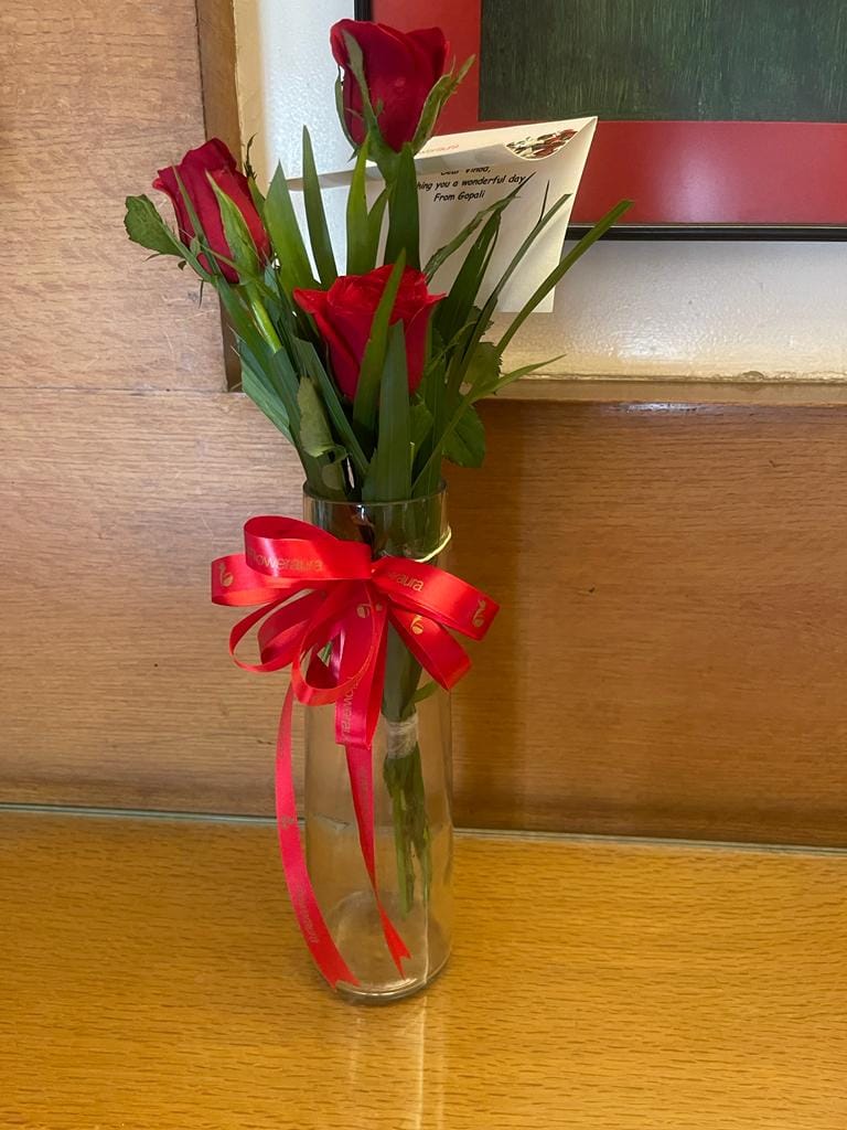 https://imgcdn.floweraura.com/fa/review_image/1656650250.5038.jpeg