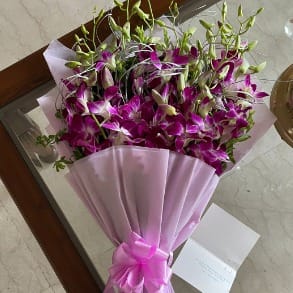 https://imgcdn.floweraura.com/fa/review_image/1661838450.334.jpeg