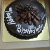 Gleaming Fathers Day Choco Cake