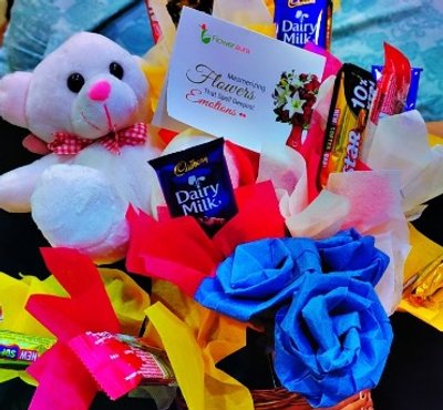Order Chocolate Day Teddy Bouquet Combo Online, Price Rs.1300 | Flower Aura