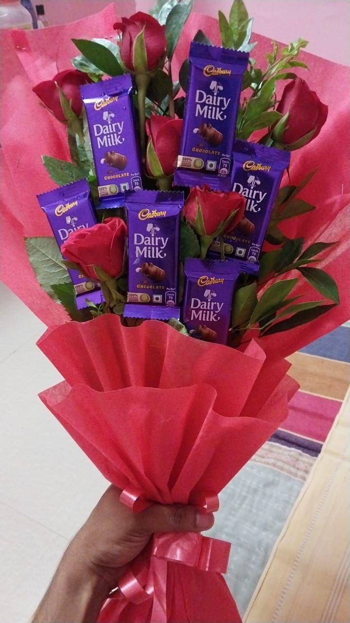 https://imgcdn.floweraura.com/fa/review_image/1693927265_333007.jpeg