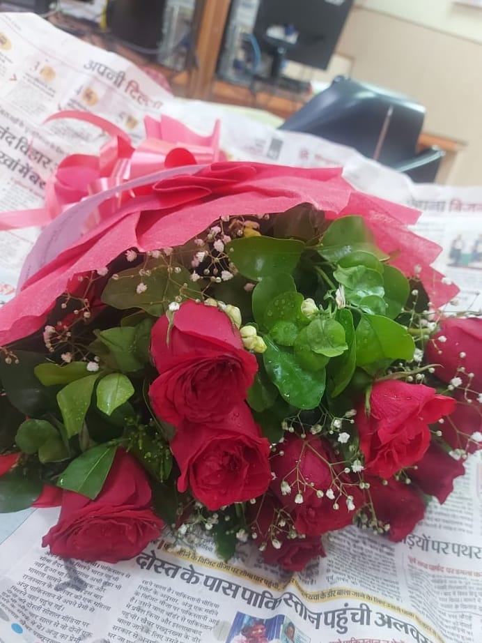 https://imgcdn.floweraura.com/fa/review_image/1694616078_979559.jpeg