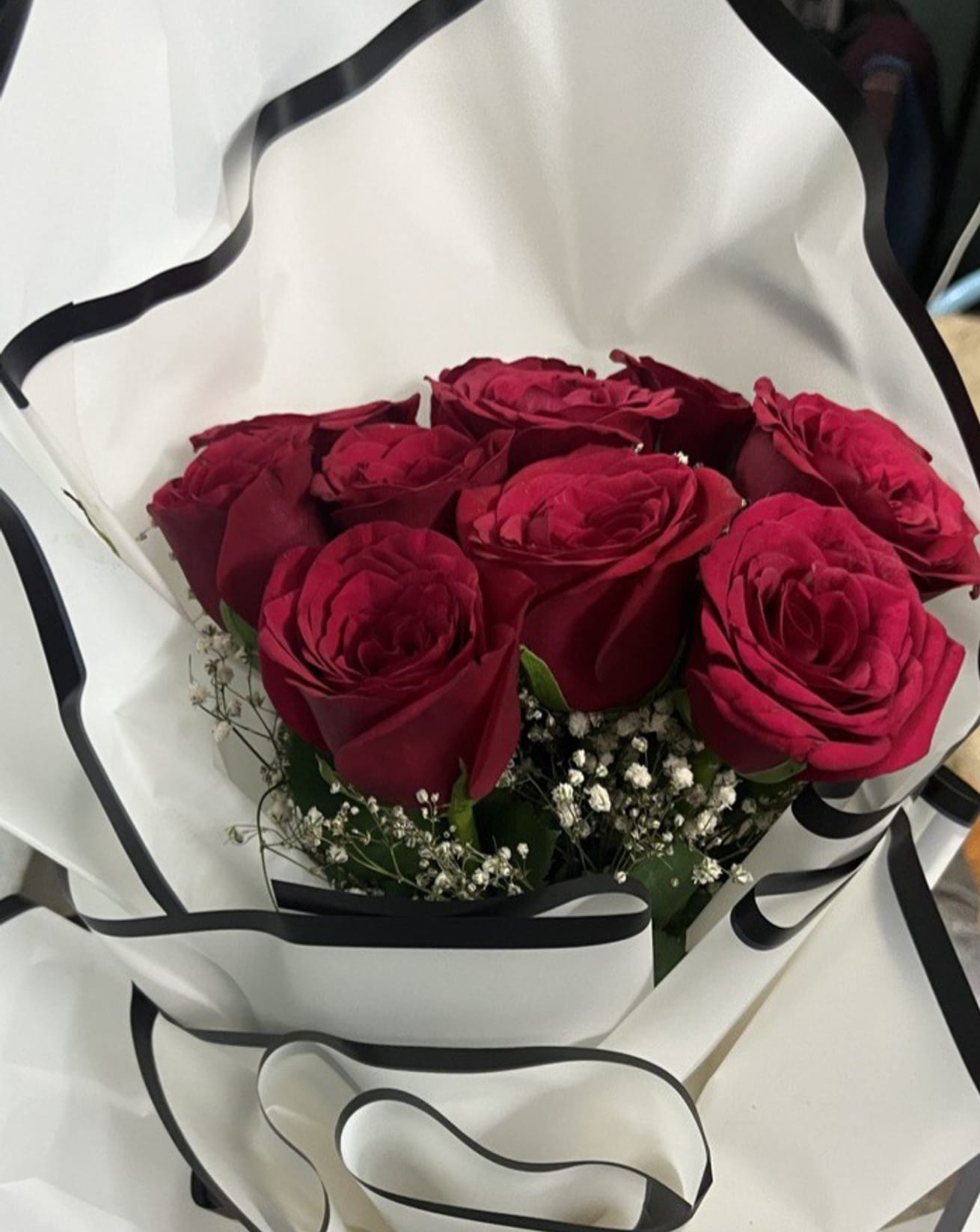 https://imgcdn.floweraura.com/fa/review_image/1699253608_863364.jpeg