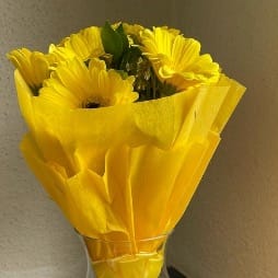 https://imgcdn.floweraura.com/fa/review_image/1701483835_319118.jpeg