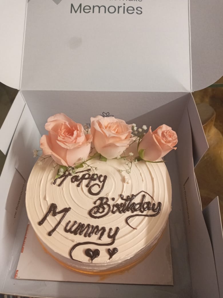 Flavorful Rose Adorned Cake