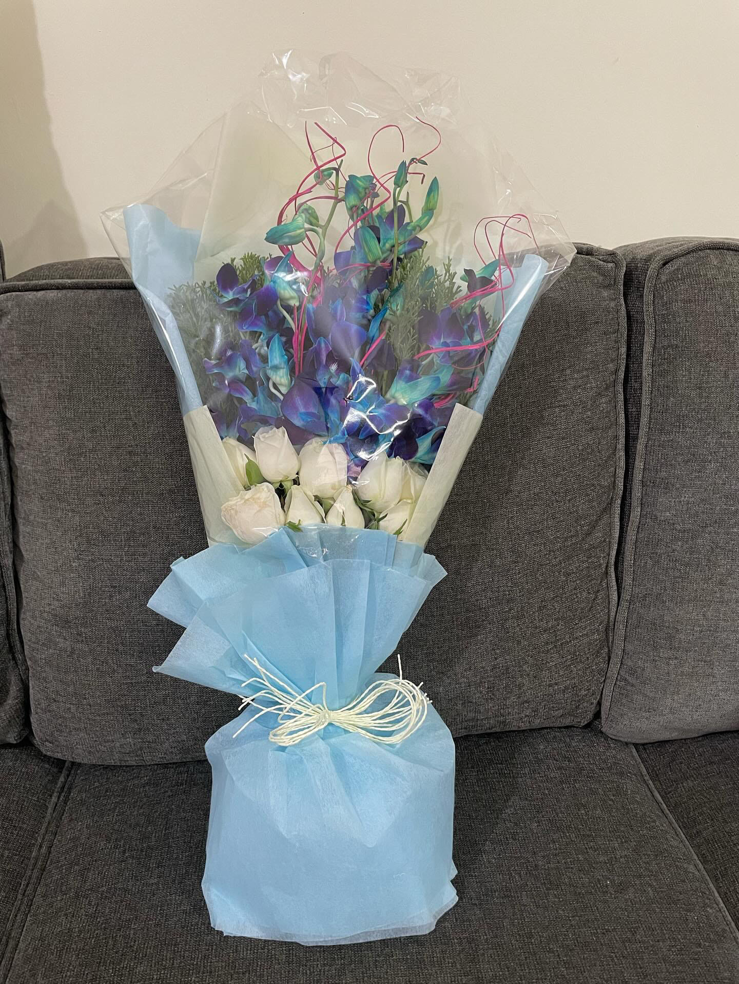 https://imgcdn.floweraura.com/fa/review_image/1701623460_548199.jpeg