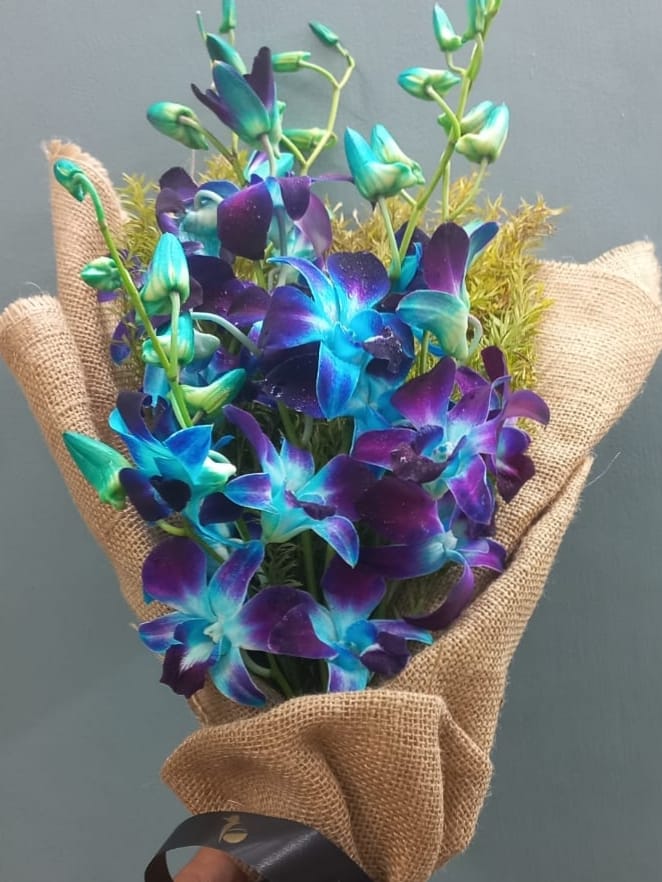 https://imgcdn.floweraura.com/fa/review_image/1701659694_187985.jpeg