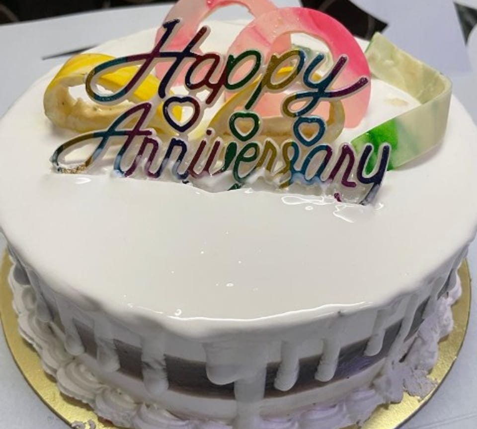 https://imgcdn.floweraura.com/fa/review_image/1701856788_572286.jpeg