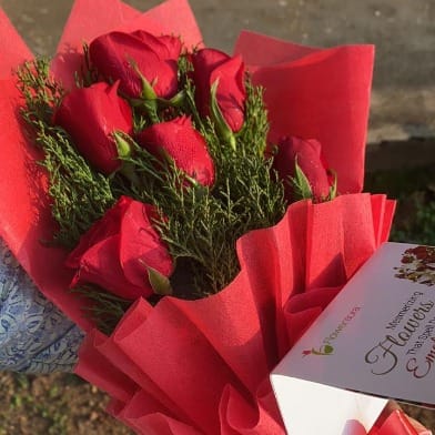 https://imgcdn.floweraura.com/fa/review_image/1702552211_851138.jpeg