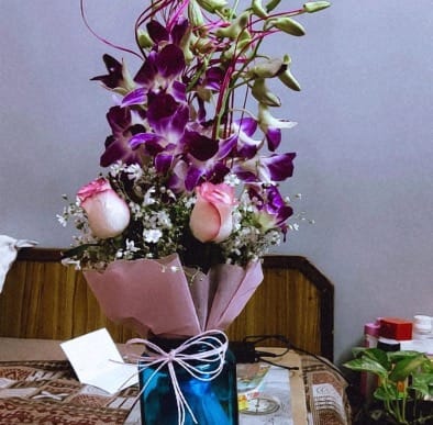 https://imgcdn.floweraura.com/fa/review_image/1703847477_201914.jpeg