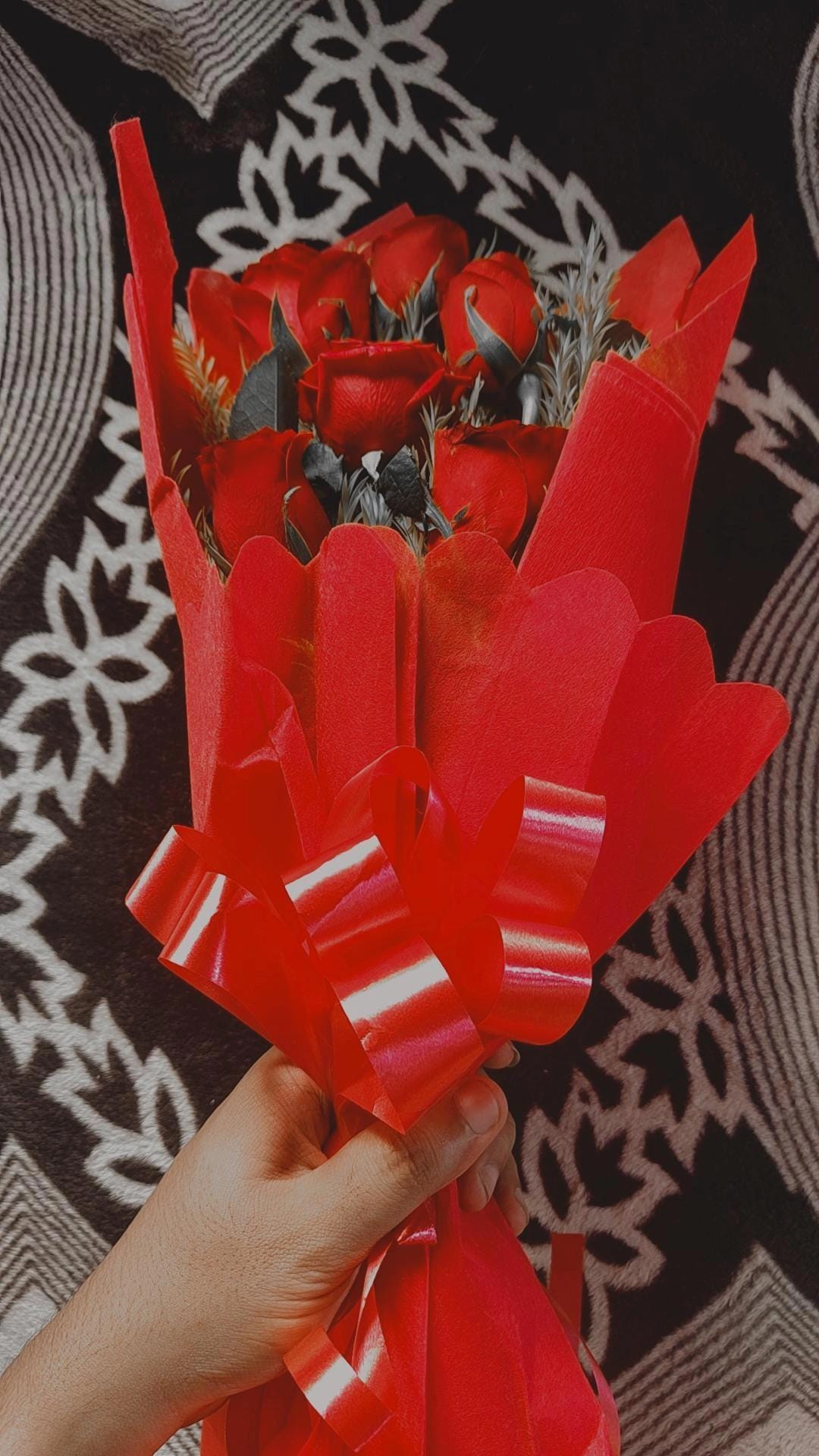 https://imgcdn.floweraura.com/fa/review_image/1704291949_465037.jpeg