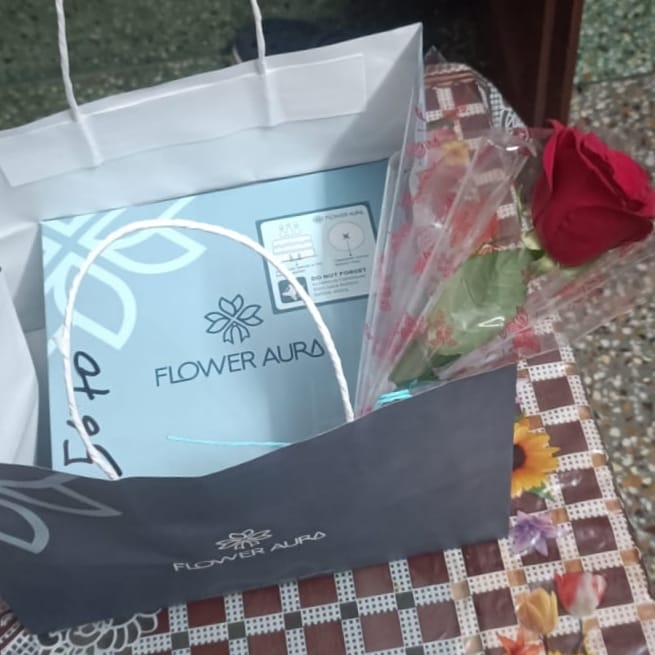 https://imgcdn.floweraura.com/fa/review_image/1704902630_198449.jpeg