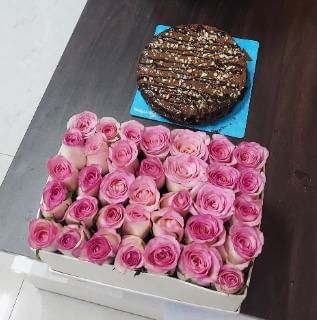 https://imgcdn.floweraura.com/fa/review_image/1705556097_329089.jpeg