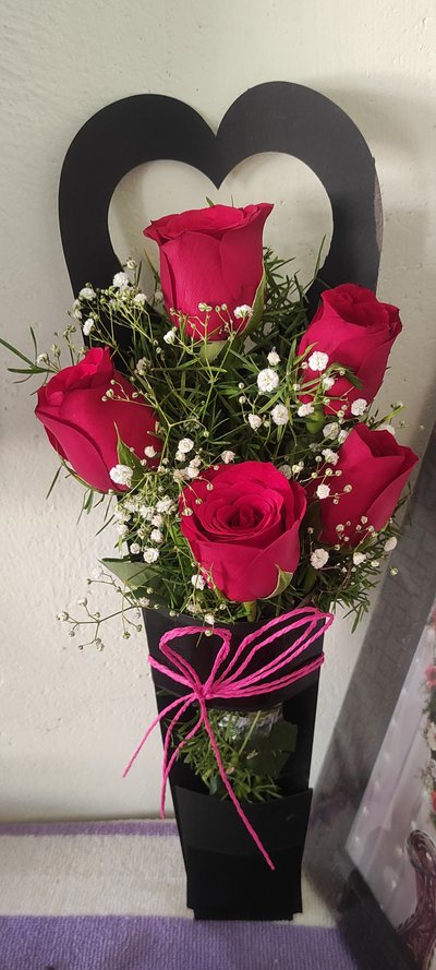 Eternal Romance Roses