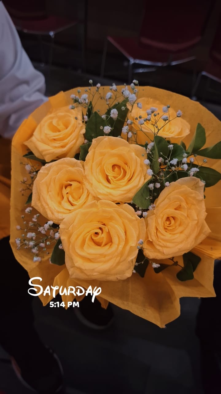 https://imgcdn.floweraura.com/fa/review_image/1709401230_502977.jpeg