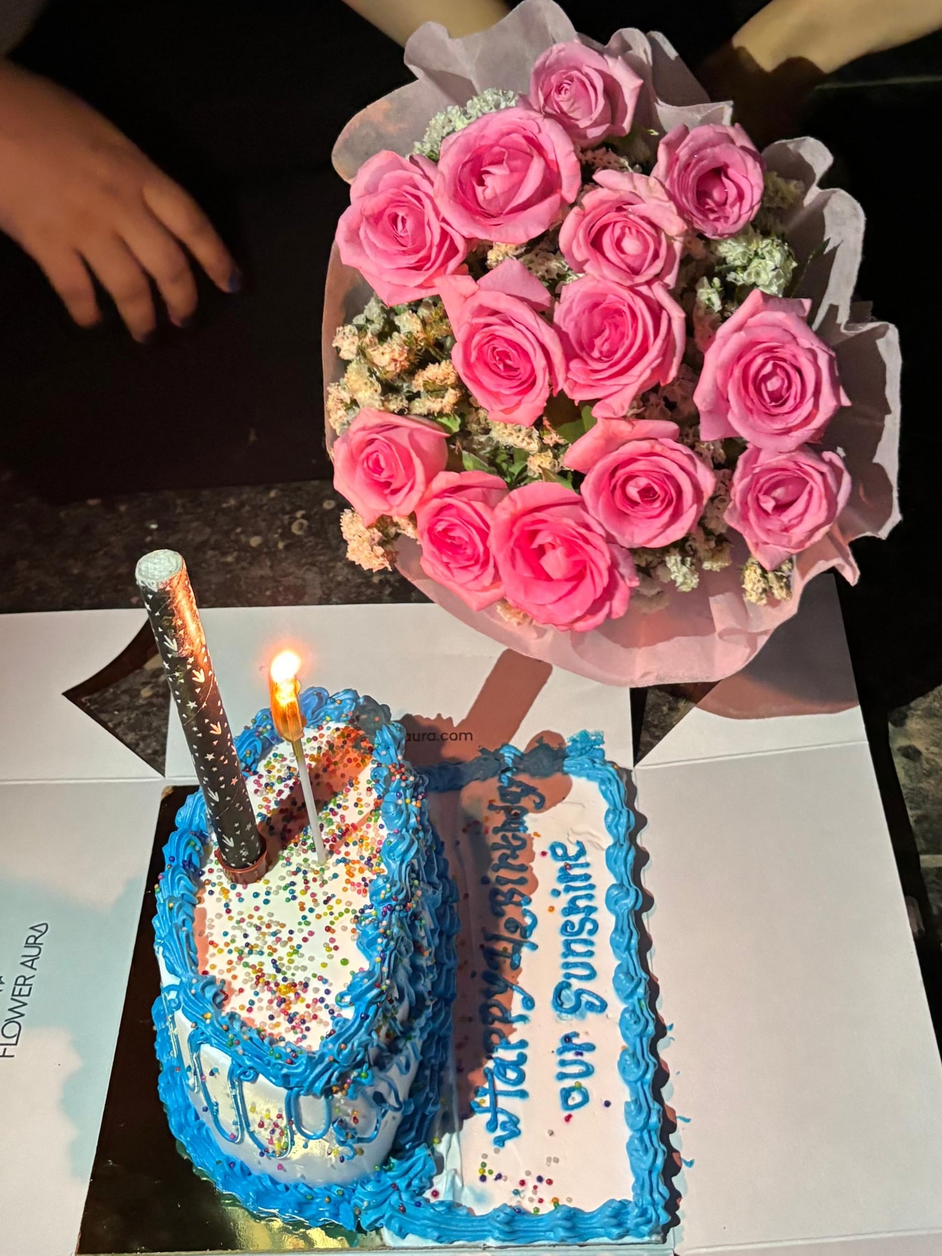 https://imgcdn.floweraura.com/fa/review_image/1715371200_977817.jpeg